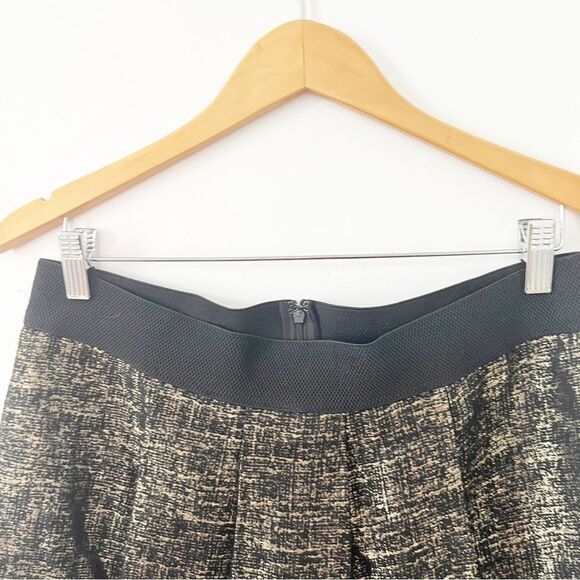 Lord & Taylor Black Gold Metallic Pleated Mini Skirt - Picture 3 of 8
